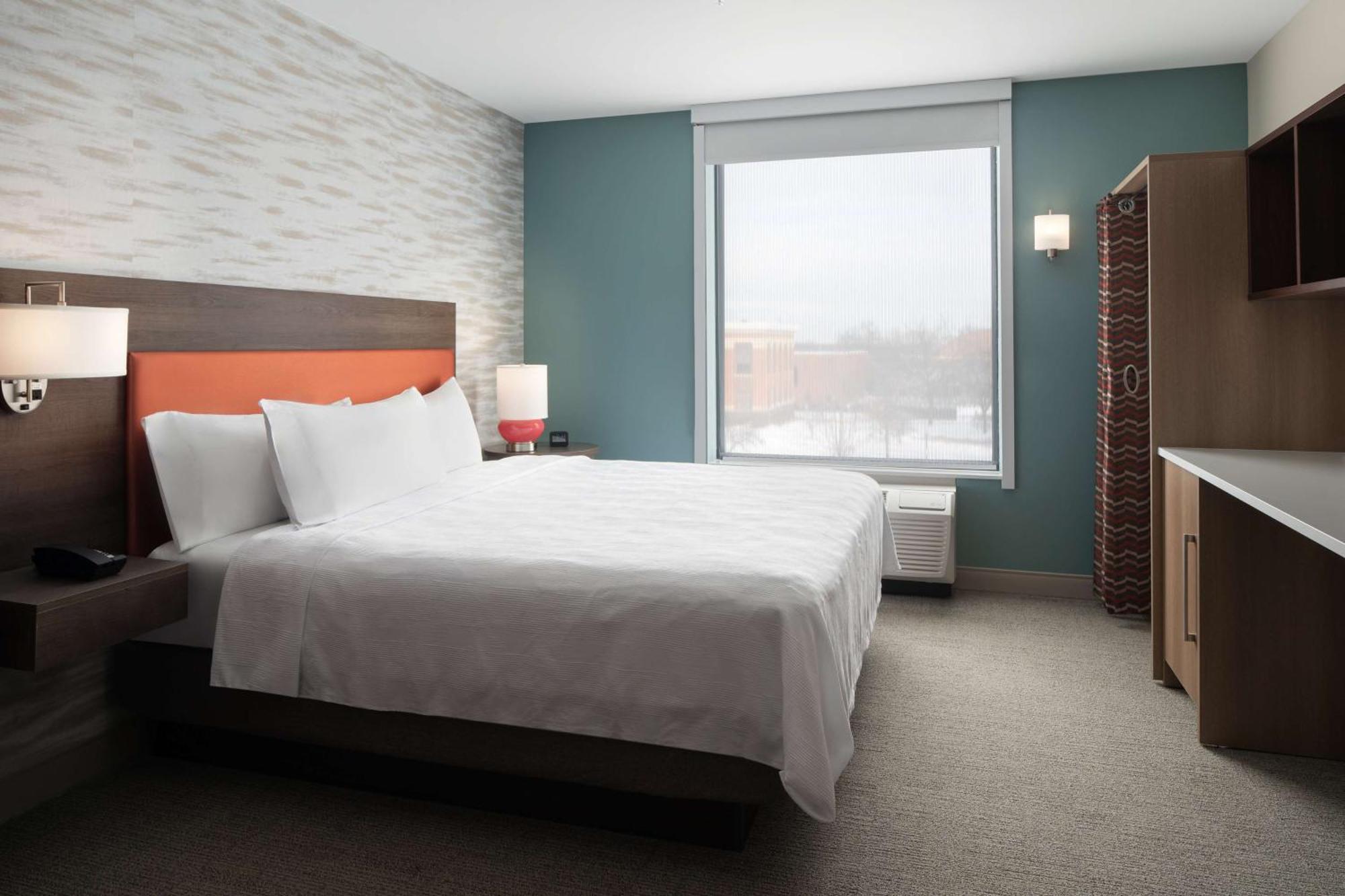 Home2 Suites By Hilton Des Moines At Drake University Екстер'єр фото