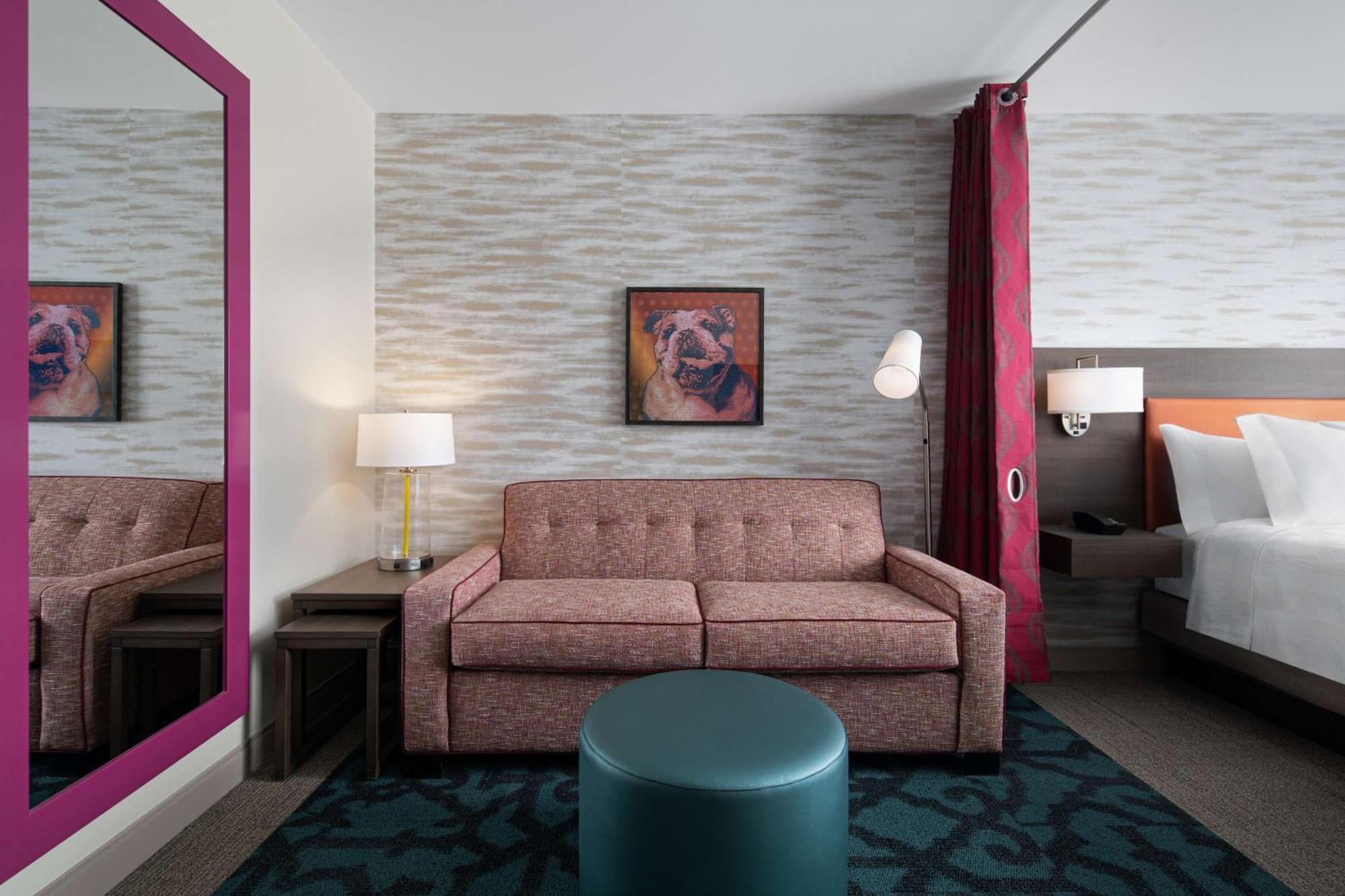 Home2 Suites By Hilton Des Moines At Drake University Екстер'єр фото